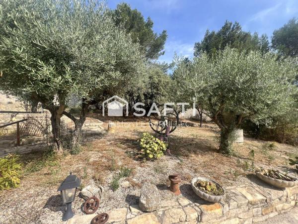 Maison de maître sur les hauteurs de Nîmes – Vue dégagée, cadre exceptionnel