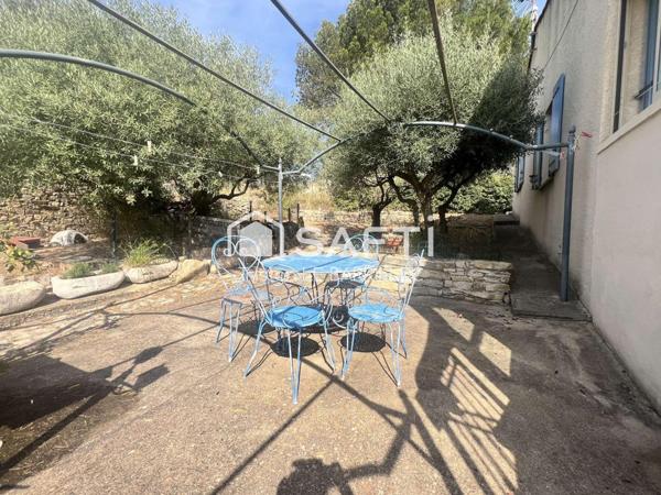 Maison de maître sur les hauteurs de Nîmes – Vue dégagée, cadre exceptionnel