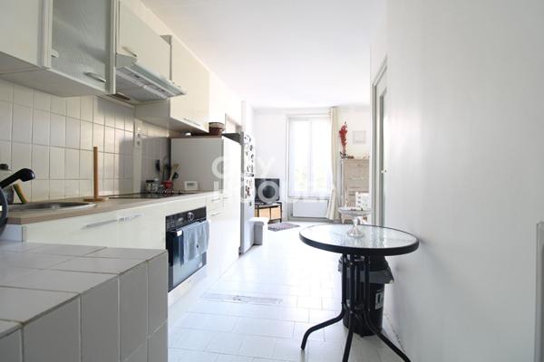 Appartement Brie Comte Robert 2 pièces 37.24 m²