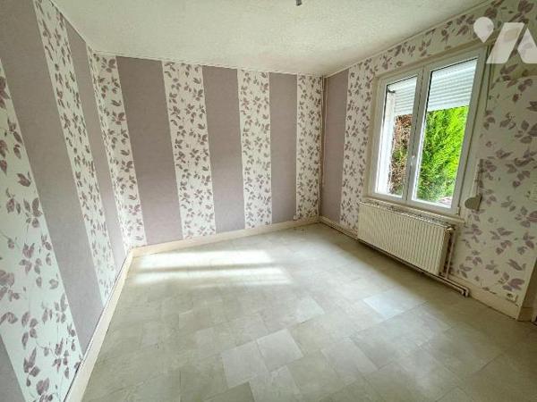 IDEAL INVESTISSEUR
A VENDRE A SAULT-LES-RETHEL, AXE REIMS/CHARLEVILLE-MEZIERES, gare à Rethel ...