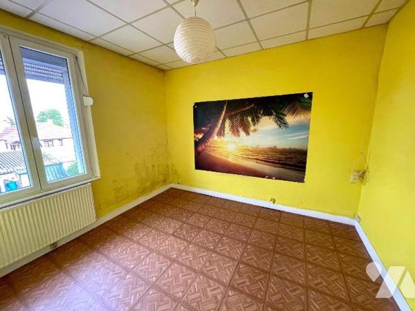 IDEAL INVESTISSEUR
A VENDRE A SAULT-LES-RETHEL, AXE REIMS/CHARLEVILLE-MEZIERES, gare à Rethel ...