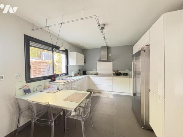 Maison d’architecte lumineuse – Aucun travaux – Prestations haut de gamme