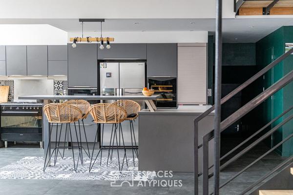 Loft dernier étage en hyper centre