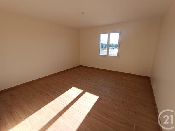 Maison à vendre  4 pièces - 141,79 m2 LA CHATRE - 36