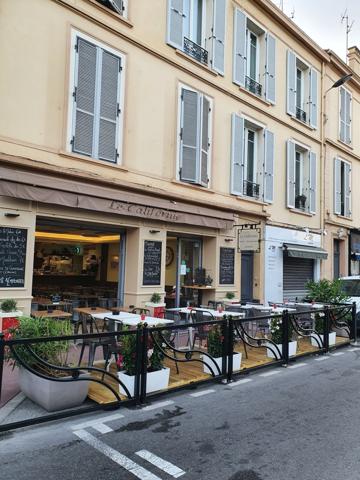 Vente Restaurant , 80 m2 , 58 places , à Cannes Californie .