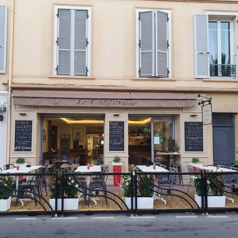 Vente Restaurant , 80 m2 , 58 places , à Cannes Californie .