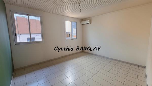 Immeuble à LE LORRAIN (97214)