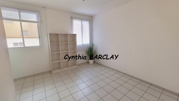 Immeuble à LE LORRAIN (97214)