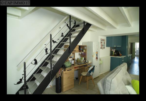 Maison de 93 m² en vente à SECTEUR SURGERES
