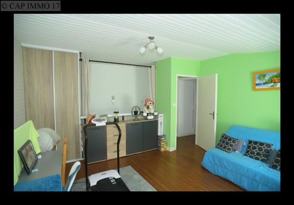 Maison de 93 m² en vente à SECTEUR SURGERES