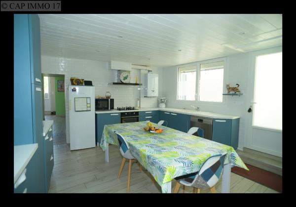 Maison de 93 m² en vente à SECTEUR SURGERES