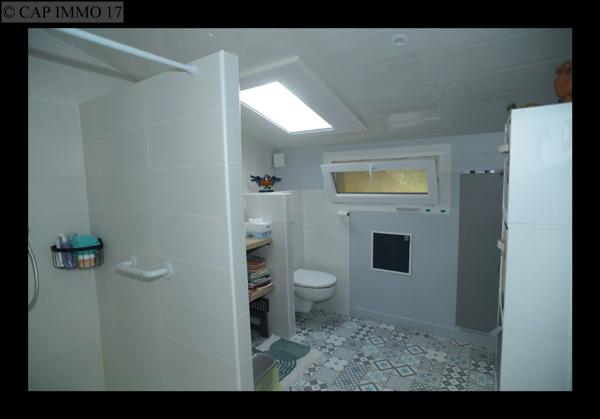 Maison de 93 m² en vente à SECTEUR SURGERES