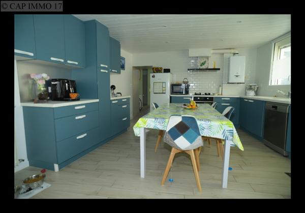Maison de 93 m² en vente à SECTEUR SURGERES