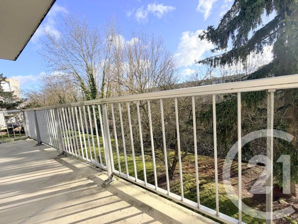 Appartement F4 à vendre  4 pièces - 79,80 m2 HERBLAY SUR SEINE - 95