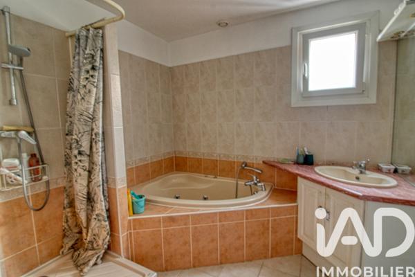 Maison à vendre 6 pièces 122 m² Verneuil-sur-Seine