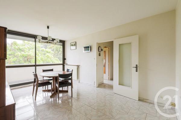 Appartement T2 à vendre  2 pièces - 46 m 2   ECHIROLLES  - 38