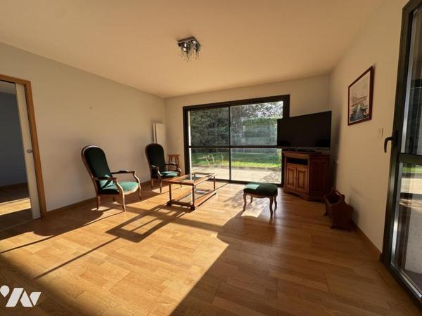 BOIS GUILLAUME Centre - Au pied des commerces