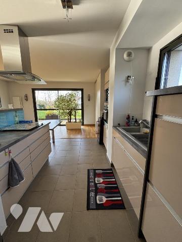 BOIS GUILLAUME Centre - Au pied des commerces