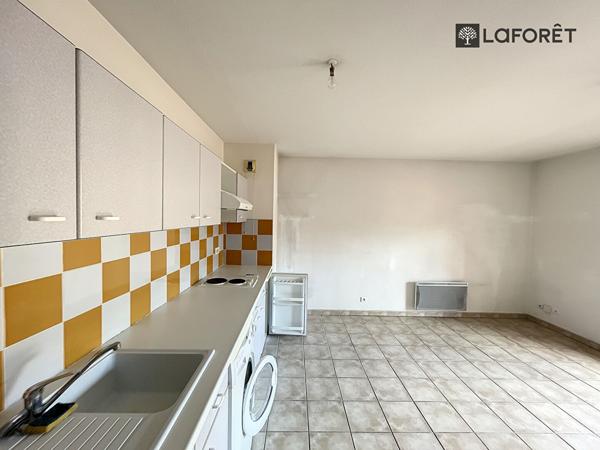 Location appartement Salon-de-Provence - 2 pièce(s) - 36 m² - 692 €/mois
