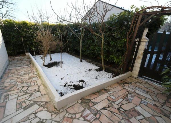 Maison à vendre    7 pièces • 106 m2 Les Mureaux