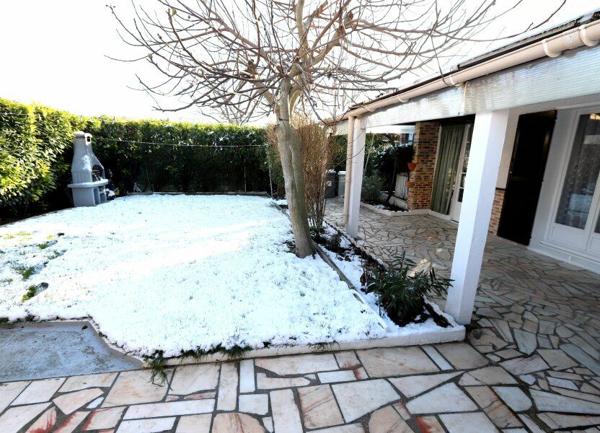 Maison à vendre    7 pièces • 106 m2 Les Mureaux