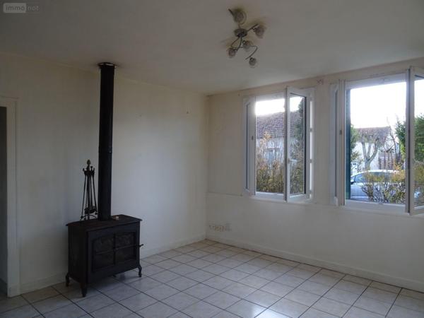 Maison à vendre à Levroux dans l'Indre (36110), ref : 36019/811