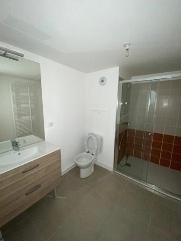 Appartement à louer    3 pièces •  Armentières