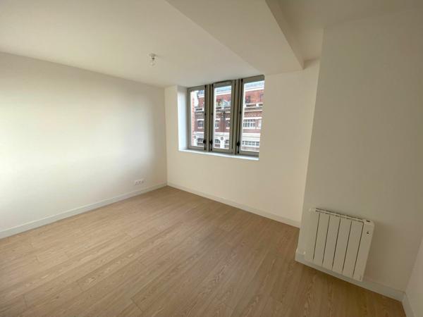 Appartement à louer    3 pièces •  Armentières