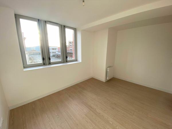 Appartement à louer    3 pièces •  Armentières