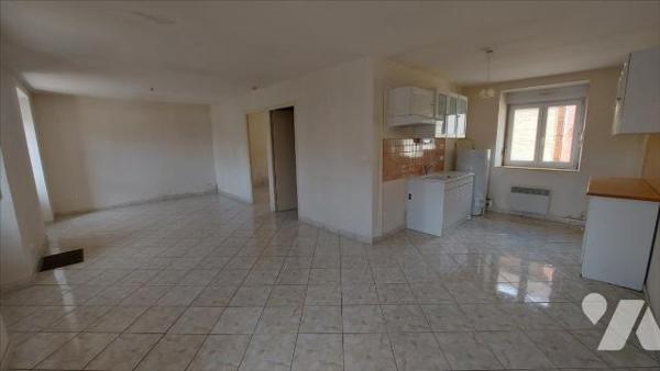 DAMERY - IMMEUBLE LOGEMENTS + CAVEAU RECEPTION