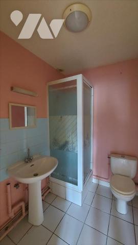 DAMERY - IMMEUBLE LOGEMENTS + CAVEAU RECEPTION