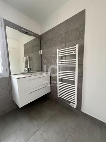 PONT SAINT MARTIN - Maison 4 pièces - 85.09 m2