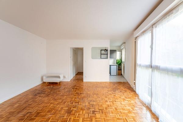 Appartement Villeurbanne 3 Pièces - VILLEURBANNE