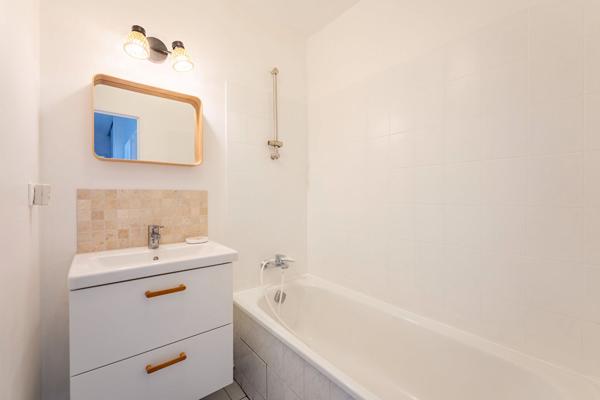 Appartement Villeurbanne 3 Pièces - VILLEURBANNE