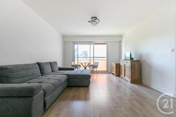 Appartement F3 à vendre  3 pièces - 72,92 m2 ST MAUR DES FOSSES - 94