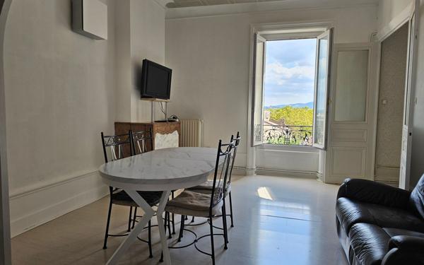 Appartement à vendre    4 pièces • 82,47 m2 Saint-Étienne