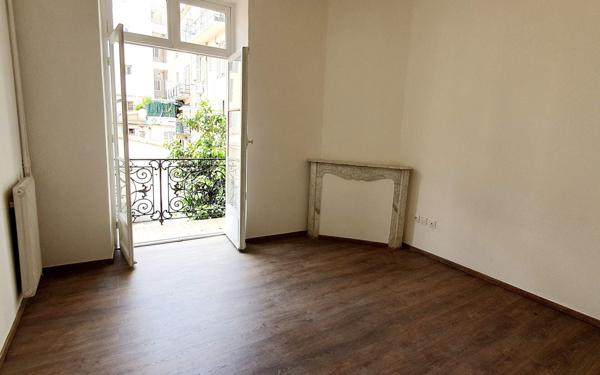 Appartement à vendre    4 pièces •  Nice