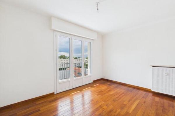 Vente - Appartement 5 pièces 122 m 2 NANTES (44300)