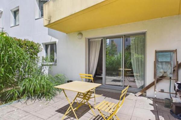 Vente - Appartement 2 pièces 42 m 2 NANTES (44200)