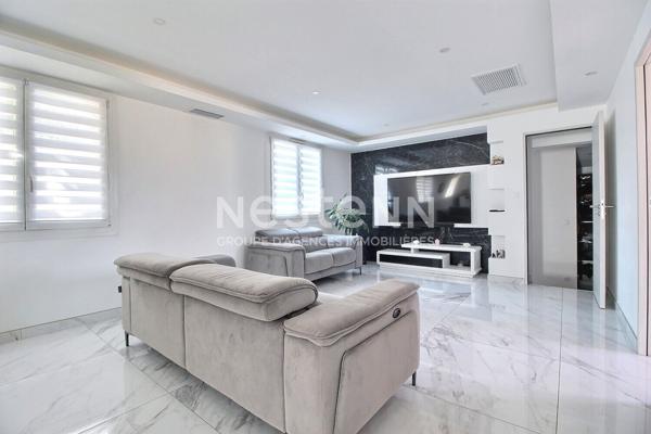 Marignane - A vendre Maison 5 pièces environ 110 m2 avec piscine et carport