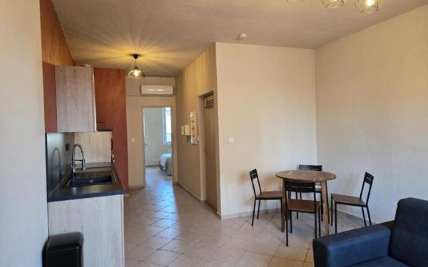 Appartement à vendre    2 pièces • 47 m2 Avignon