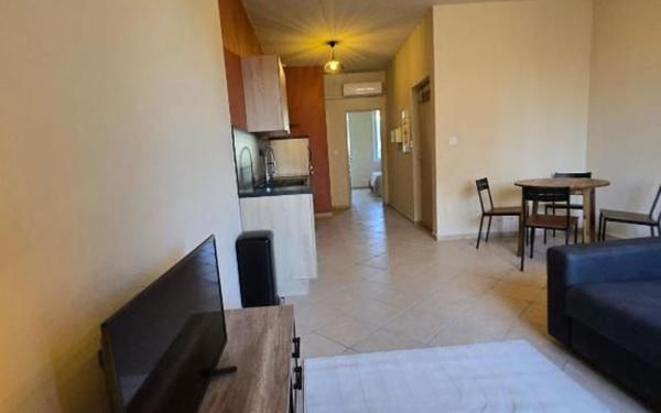 Appartement à vendre    2 pièces • 47 m2 Avignon