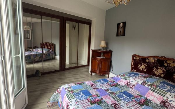 Appartement à vendre    4 pièces • 92,75 m2 Champigny-sur-Marne