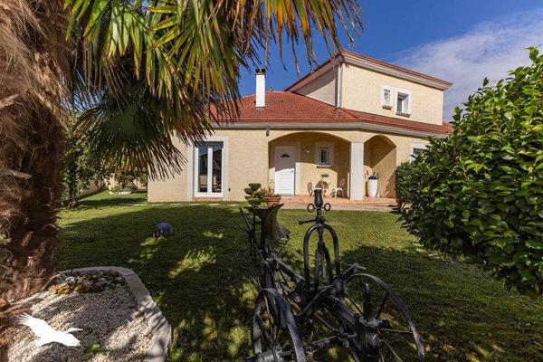 Maison à vendre |  Lons |  6 pièces | 157 m²