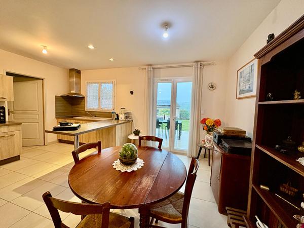 A vendre maison Corbarieu plain pied, 2 chambres, jardin et garage