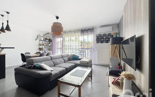 Appartement à vendre    3 pièces • 66,66 m2 Saint-Laurent-de-Mure