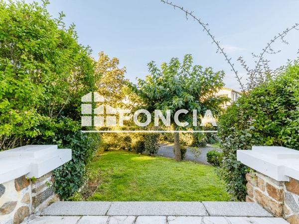 Location Appartement 2 pièces 48.7 m² - Av Coty, rue Schweitzer, rue du Rallye Les Sables D'olonne 85180