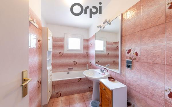 Maison à vendre    7 pièces •  Perpignan