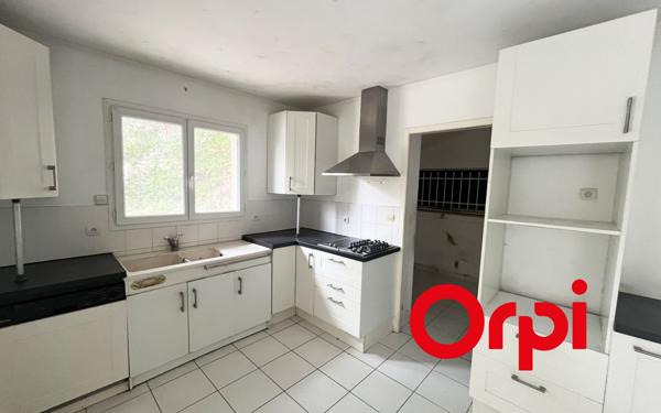 Maison à vendre    7 pièces • 183 m2 Irigny