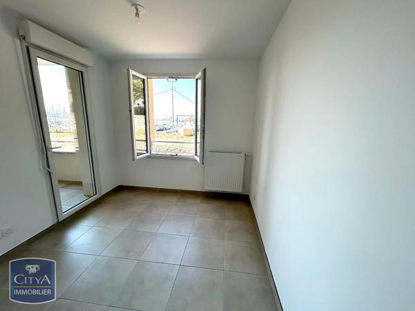Appartement à louer 3 pièces 59.4m² Port-de-Bouc (13110)
